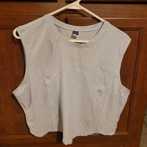 NWOT Old Navy active crop top
